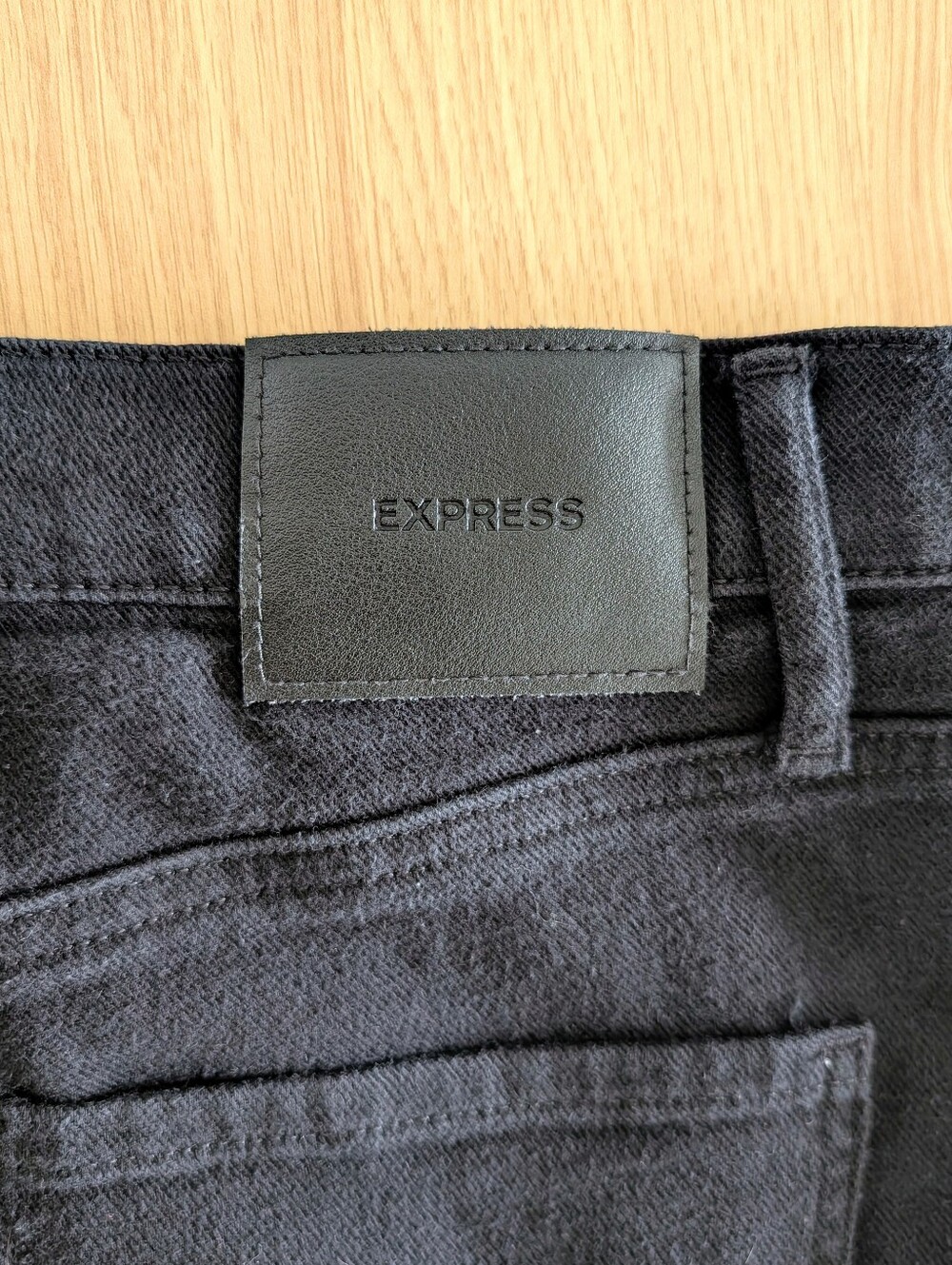 Express Jeans - High Rise - Picture 2 of 4